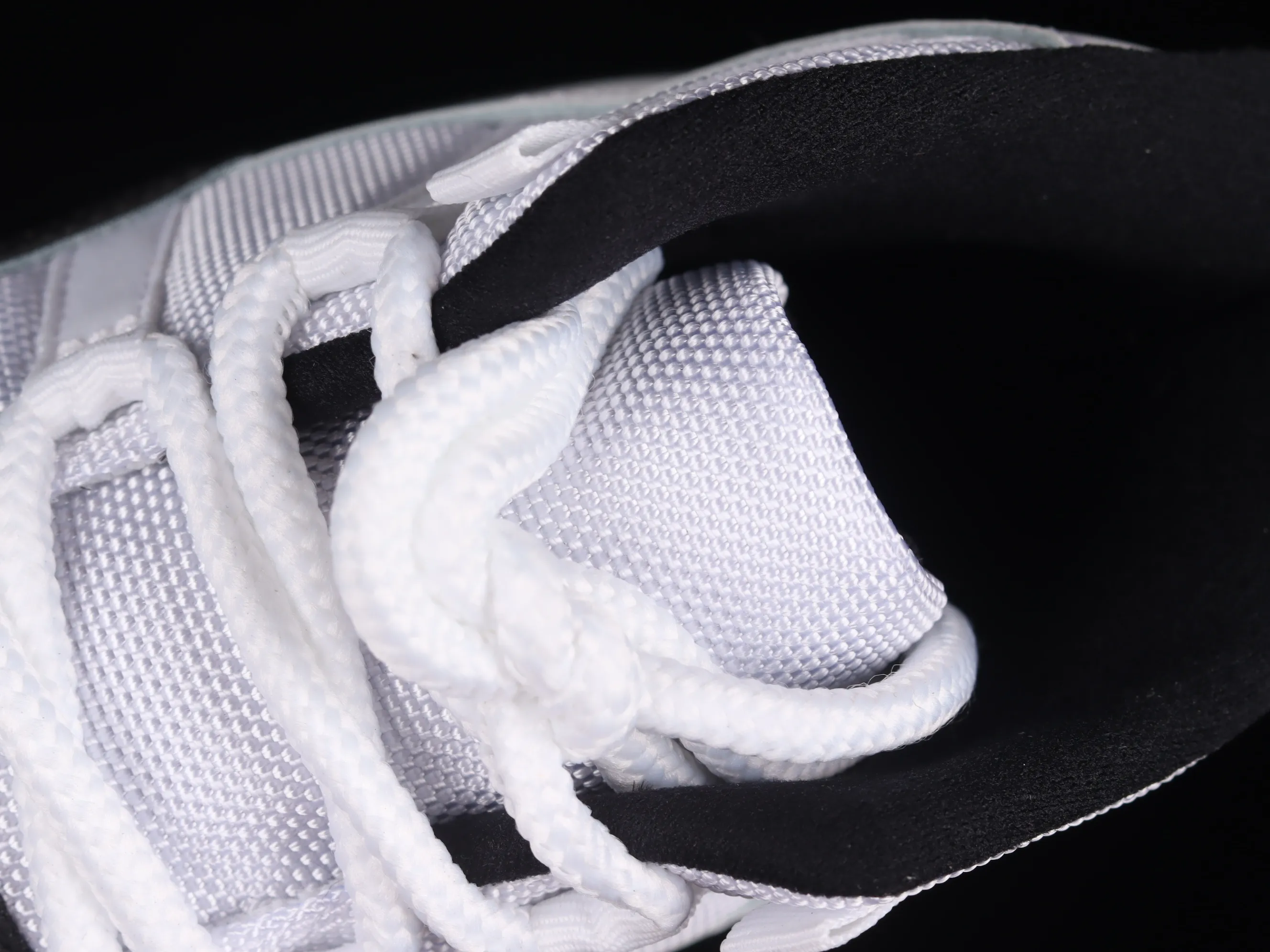 All categories Air Jordan Jordan series basketball shoes Air Jordan 11 OG version Air Jordan 11Concord AJ11 Concord black and white replica basketball shoes 378037-100